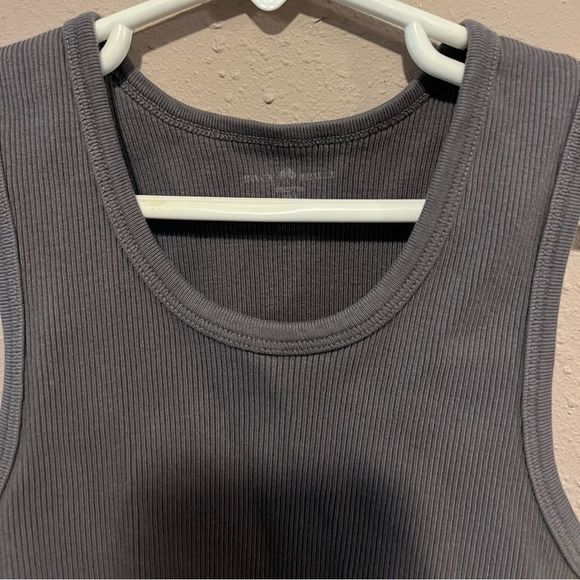 Brandy Melville Connor tank - Picture 5 of 6